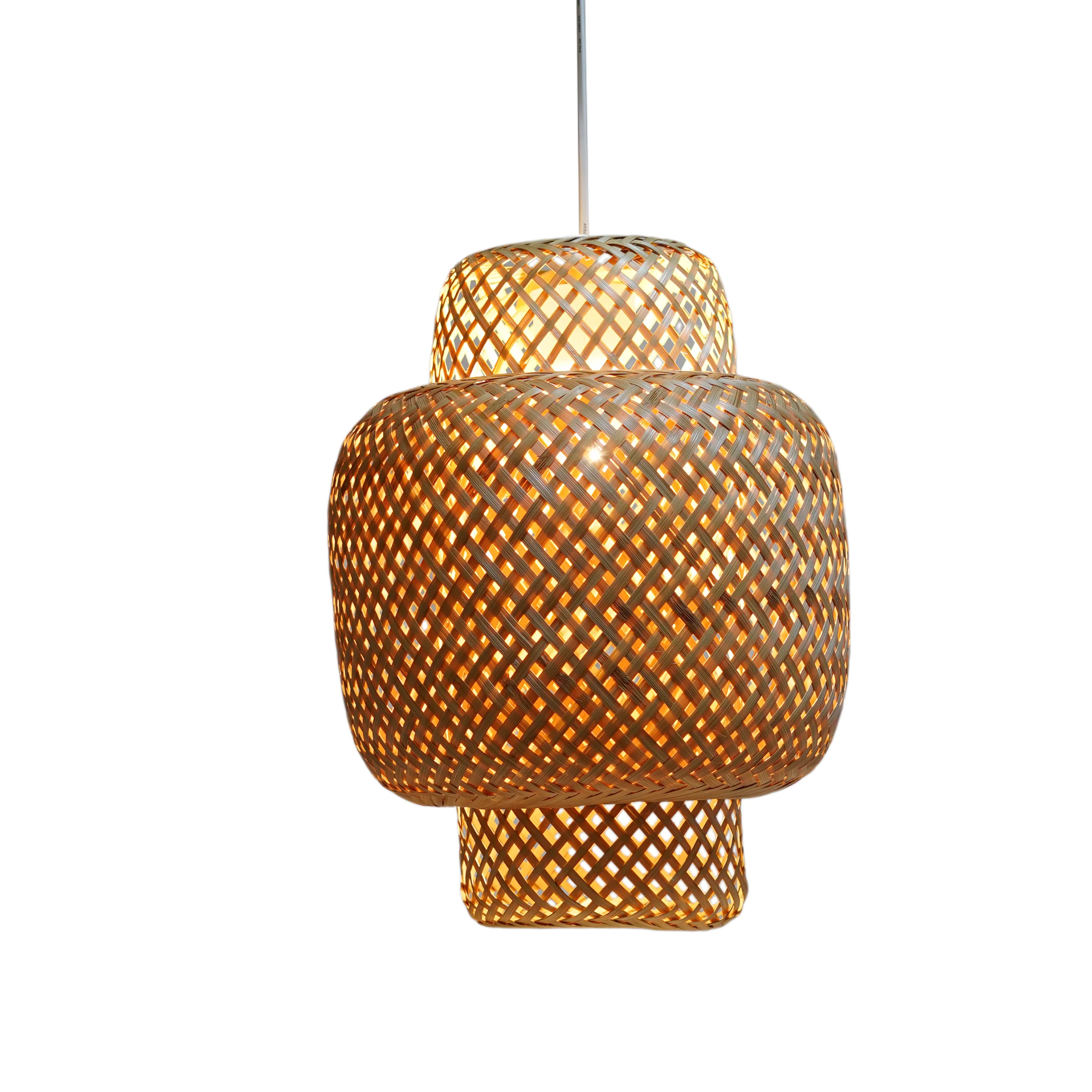 Handwoven Bamboo Pendant Lamp Shade with Layered Structure – Decorative Ambient Lighting