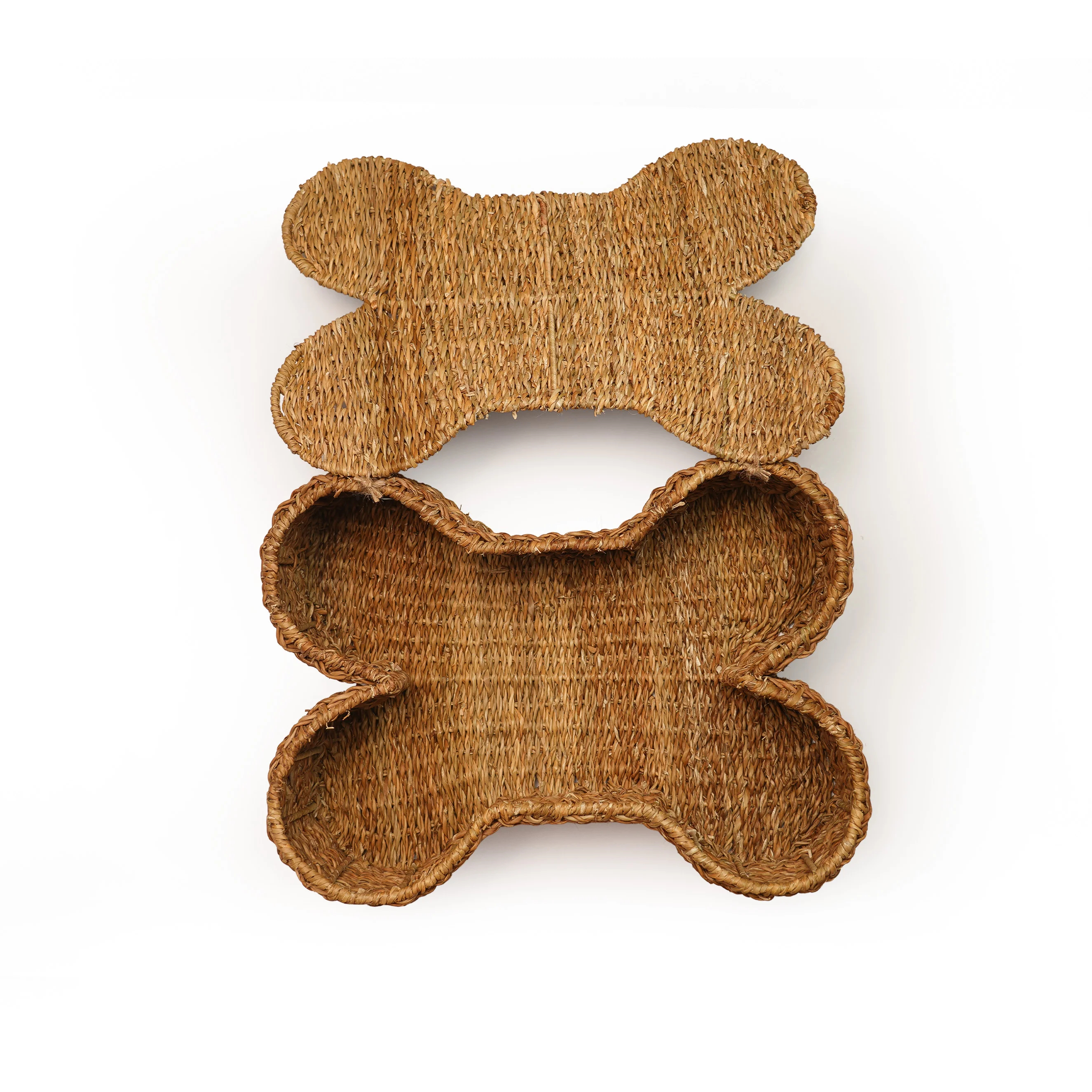 Handwoven Seagrass Multipurpose Basket with Unique Organic Shape - Thumbnail 3