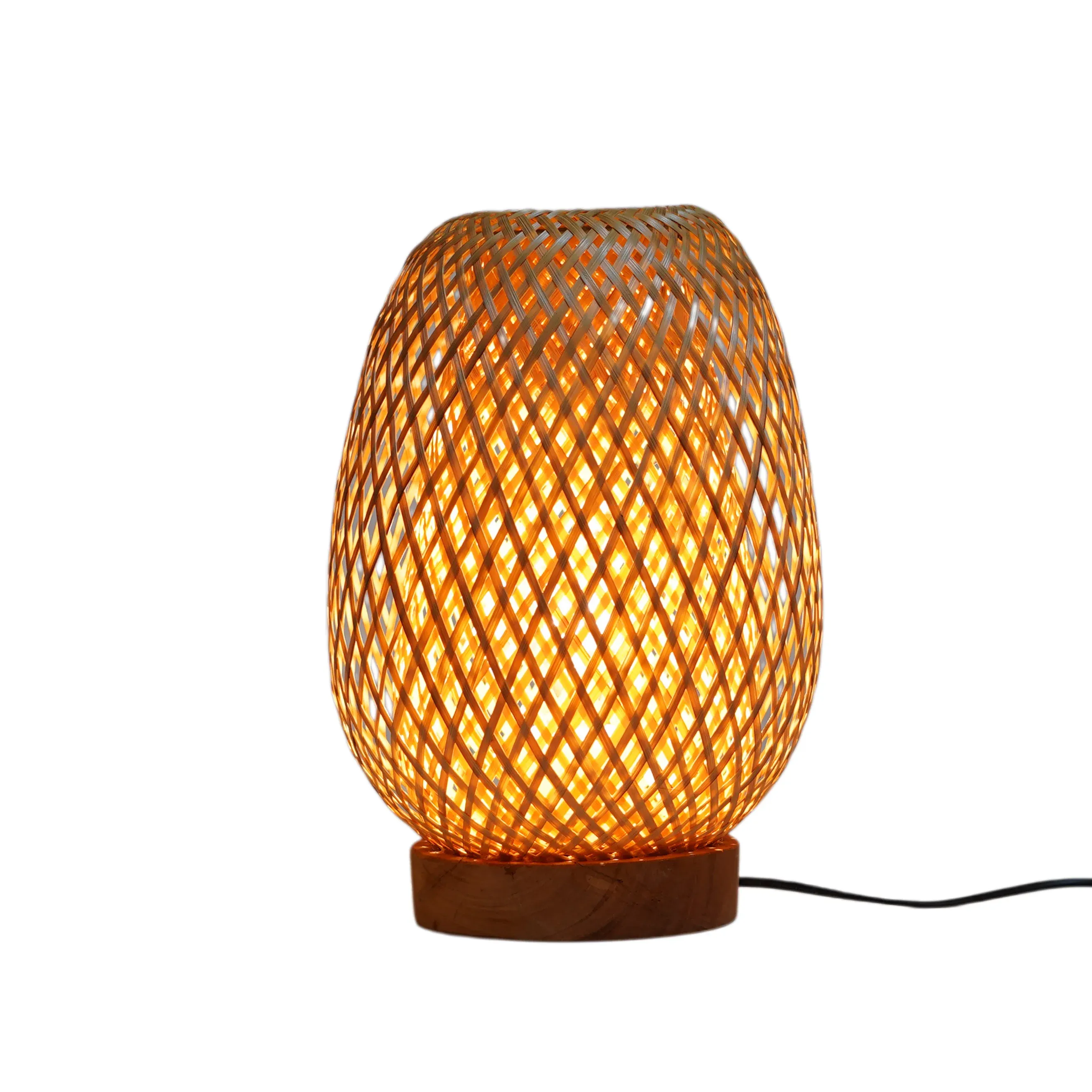Handwoven Bamboo Table Lamp with Cross-Weave Shade – Warm Ambient Lighting
